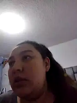 Snapshot of cutiepeach chatting on 12/28/24, 03:26 cutiepeach online show from 12/28/24, 03:26