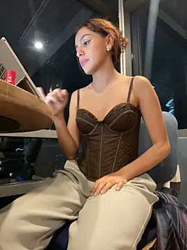 Katee Jones online show from 09/19/25, 11:38