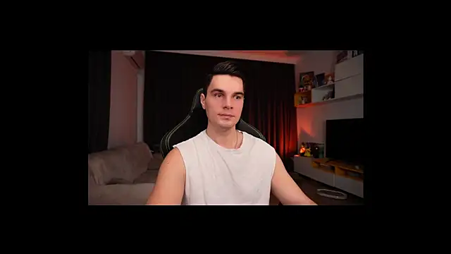 Snapshot of billypassion chatting on 02/07/25, 04:37 billypassion online show from 02/07/25, 04:37