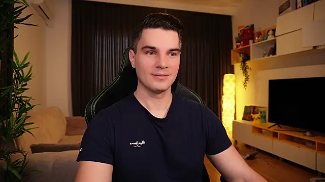 Snapshot of billypassion chatting on 03/05/25, 06:12 billypassion online show from 03/05/25, 06:12