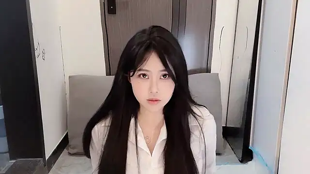 Snapshot of Fountain- chatting on 02/17/25, 04:59 Fountain- online show from 02/17/25, 04:59