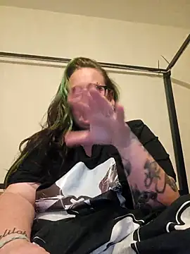 Snapshot of Bunny_Cummings chatting on 09/12/25, 11:37 Bunny Cummings online show from 09/12/25, 11:37