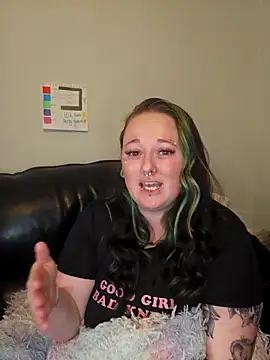 Snapshot of Bunny_Cummings chatting on 09/23/25, 09:40 Bunny Cummings online show from 09/23/25, 09:40