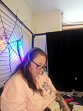 Snapshot of Bunny_Cummings chatting on 09/27/25, 04:23 Bunny Cummings online show from 09/27/25, 04:23