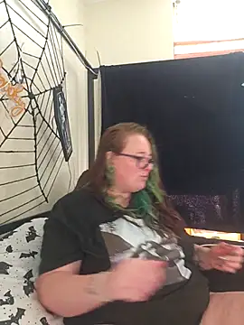 Snapshot of Bunny_Cummings chatting on 10/11/25, 02:59 Bunny Cummings online show from 10/11/25, 02:59