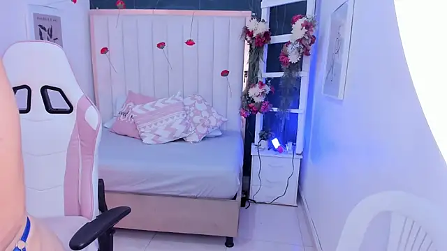 margot smith  online show from 02/27/26, 12:38