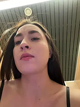 Holly Play online show from 12/11/24, 09:09