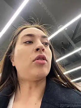 Holly Play online show from 12/17/24, 09:17