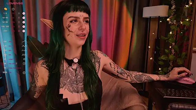 MichaellaMoon online show from 02/02/25, 11:30