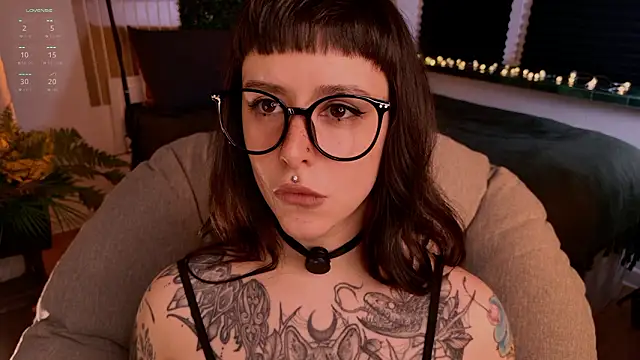 MichaellaMoon online show from 02/27/26, 05:35