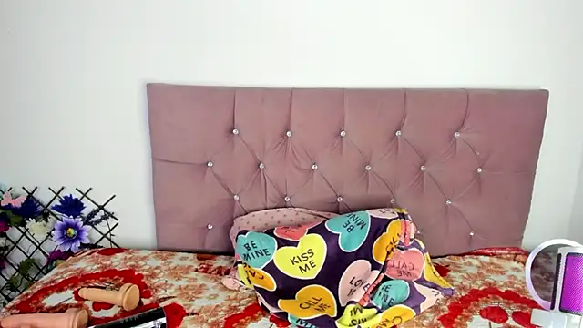 Snapshot of nicol_jone1 chatting on 03/13/25, 09:59 nicol jone1 online show from 03/13/25, 09:59