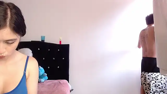 Bonny Bonss online show from 04/13/26, 07:52