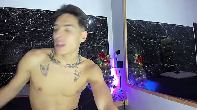 Couplehot  1 online show from 12/29/24, 03:44