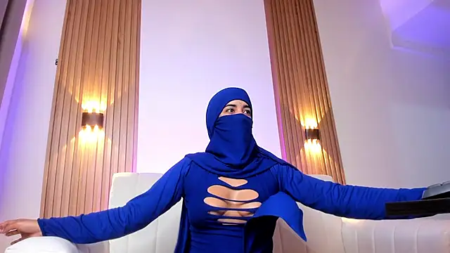 Snapshot of natash_malak chatting on 02/12/25, 03:40 natash malak online show from 02/12/25, 03:40