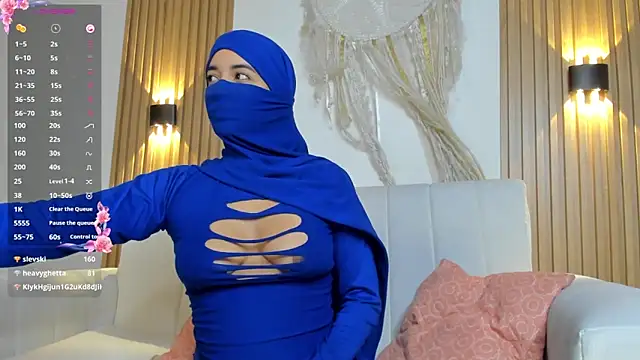 Snapshot of natash_malak chatting on 03/11/25, 12:22 natash malak online show from 03/11/25, 12:22