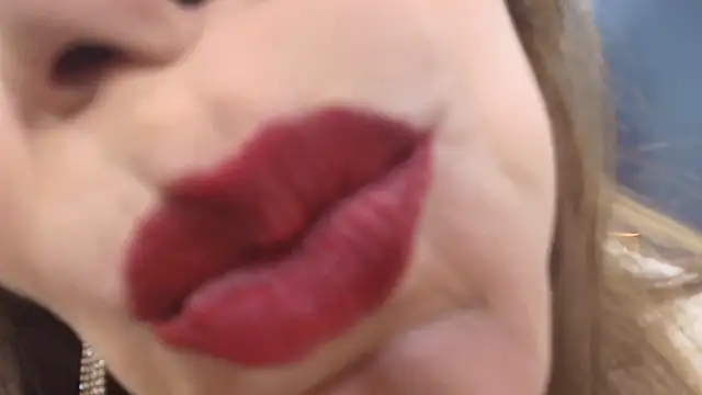 MelaniaKnauss online show from 03/19/25, 08:32