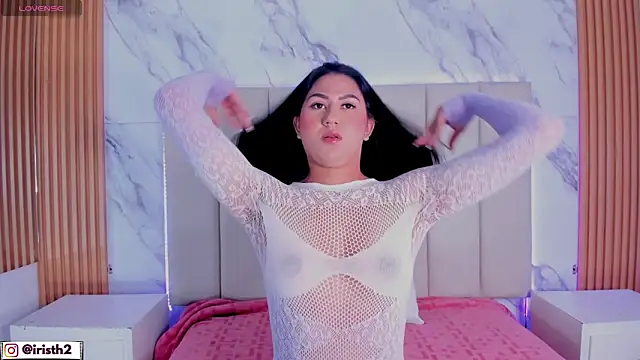 Iris Thompson  online show from 12/14/25, 10:03