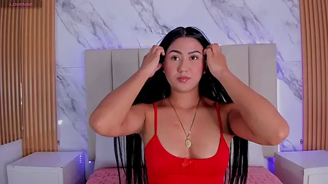 Iris Thompson  online show from 01/12/26, 04:50