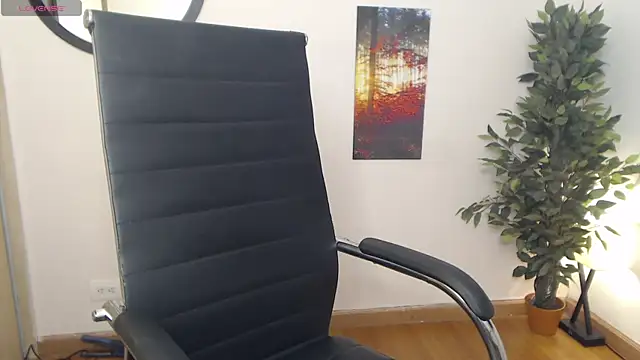 lucy diiaz online show from 12/18/24, 11:40