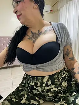 Snapshot of eva_sexx69 chatting on 11/19/25, 12:16 eva sexx69 online show from 11/19/25, 12:16