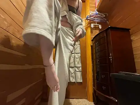 gingerbabe18 online show from 01/02/25, 11:06