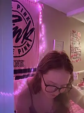 gingerbabe18 online show from 11/15/25, 12:19