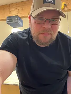 Snapshot of Thenakedjoiner1 chatting on 02/27/26, 04:51 Thenakedjoiner1 online show from 02/27/26, 04:51