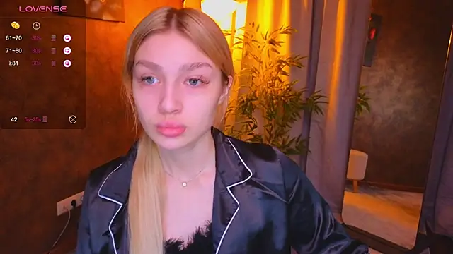 Ella Milla online show from 01/27/25, 05:47