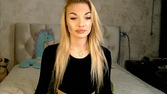 Ella Milla online show from 02/28/26, 01:34