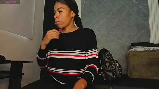 YummyDuooo online show from 10/10/25, 12:04