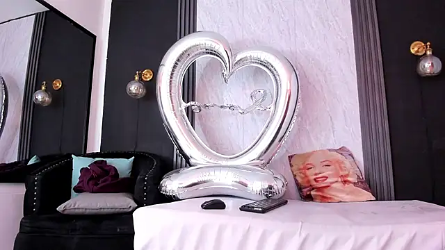 YummyDuooo online show from 04/10/26, 11:48