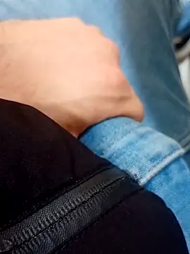 Snapshot of Piroca_meladinha chatting on 12/14/25, 07:47 Piroca meladinha online show from 12/14/25, 07:47