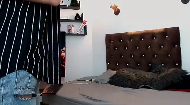 Snapshot of flowers18 chatting on 01/10/25, 10:46 flowers18 online show from 01/10/25, 10:46