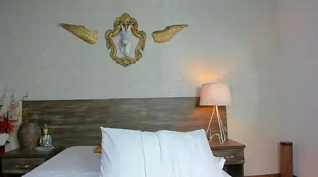 antonhella1 online show from 01/24/25, 12:20