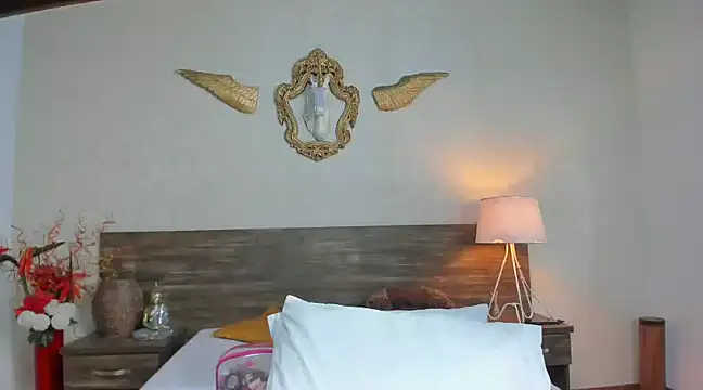 antonhella1 online show from 01/30/25, 04:13