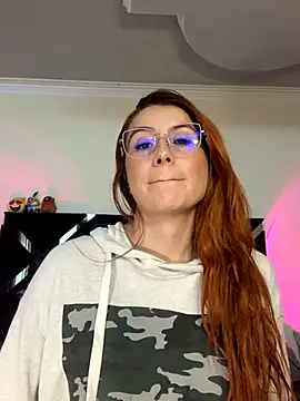 antonhella1 online show from 09/30/25, 06:13