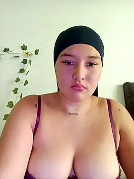 Celeste camila18 online show from 10/01/25, 01:50