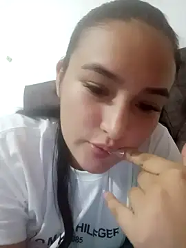 Celeste camila18 online show from 05/02/26, 12:37