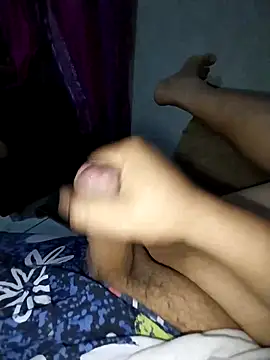 Snapshot of Whiper2024 chatting on 10/30/25, 03:30 Whiper2024 online show from 10/30/25, 03:30