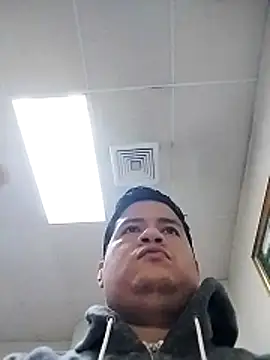 Snapshot of Whiper2024 chatting on 02/04/26, 02:56 Whiper2024 online show from 02/04/26, 02:56