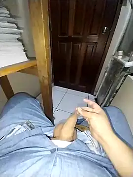 Whiper2024 online show from 03/16/26, 06:23