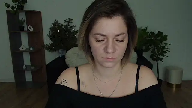 MariaSttone online show from 01/24/25, 08:34