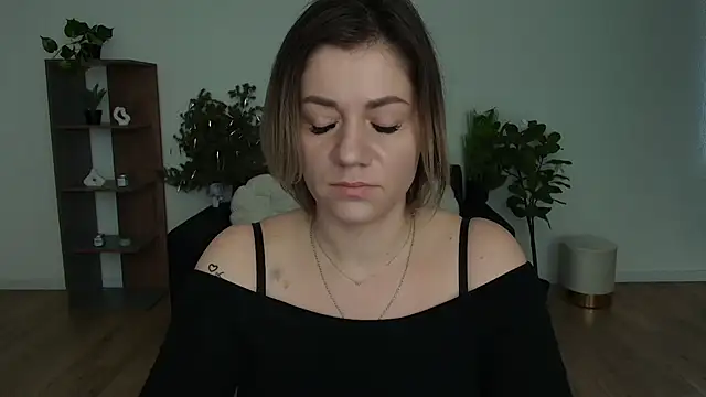 MariaSttone online show from 02/03/25, 10:47