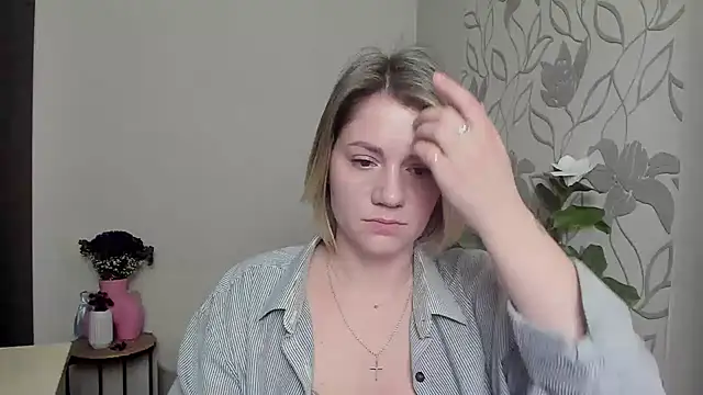 MariaSttone online show from 03/11/25, 02:18