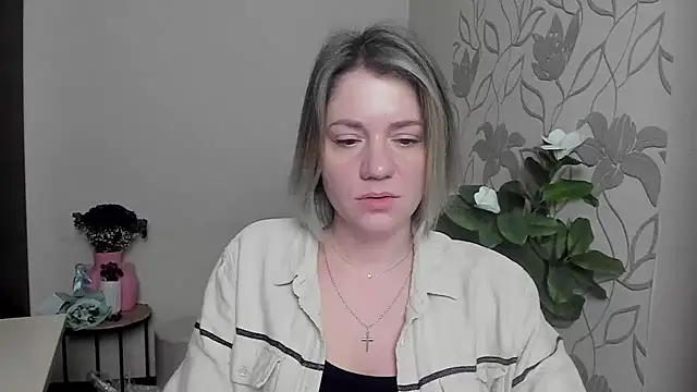 MariaSttone online show from 03/13/25, 07:28