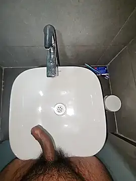 rahulGJ03 online show from 12/28/24, 08:47