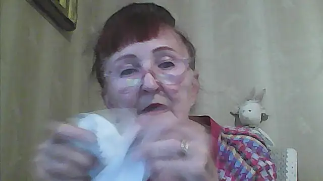 Snapshot of TanyaSweet634 chatting on 07/10/26, 05:23 TanyaSweet634 online show from 07/10/26, 05:23