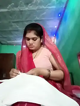 Snapshot of Chandni chatting on 01/25/25, 06:23 Chandni online show from 01/25/25, 06:23