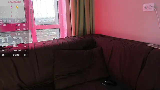 MonicaRocket online show from 12/03/25, 10:35