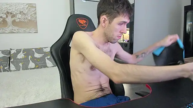 White Dylan online show from 03/13/26, 08:37